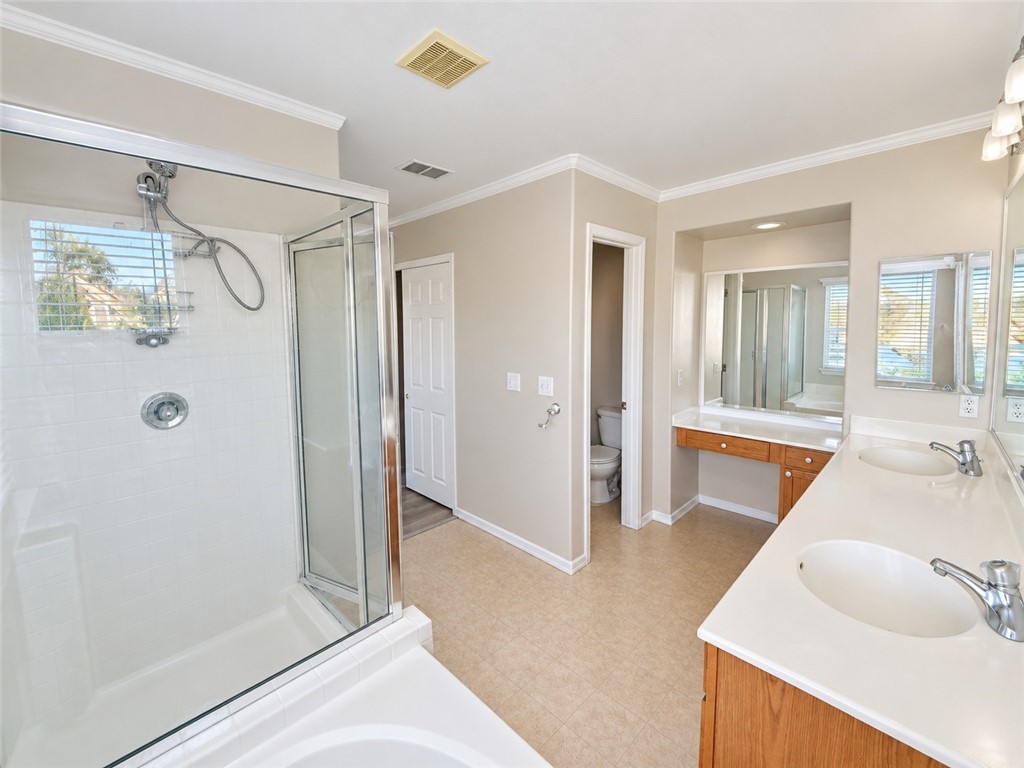 1820 Amy Way Property Photo 13