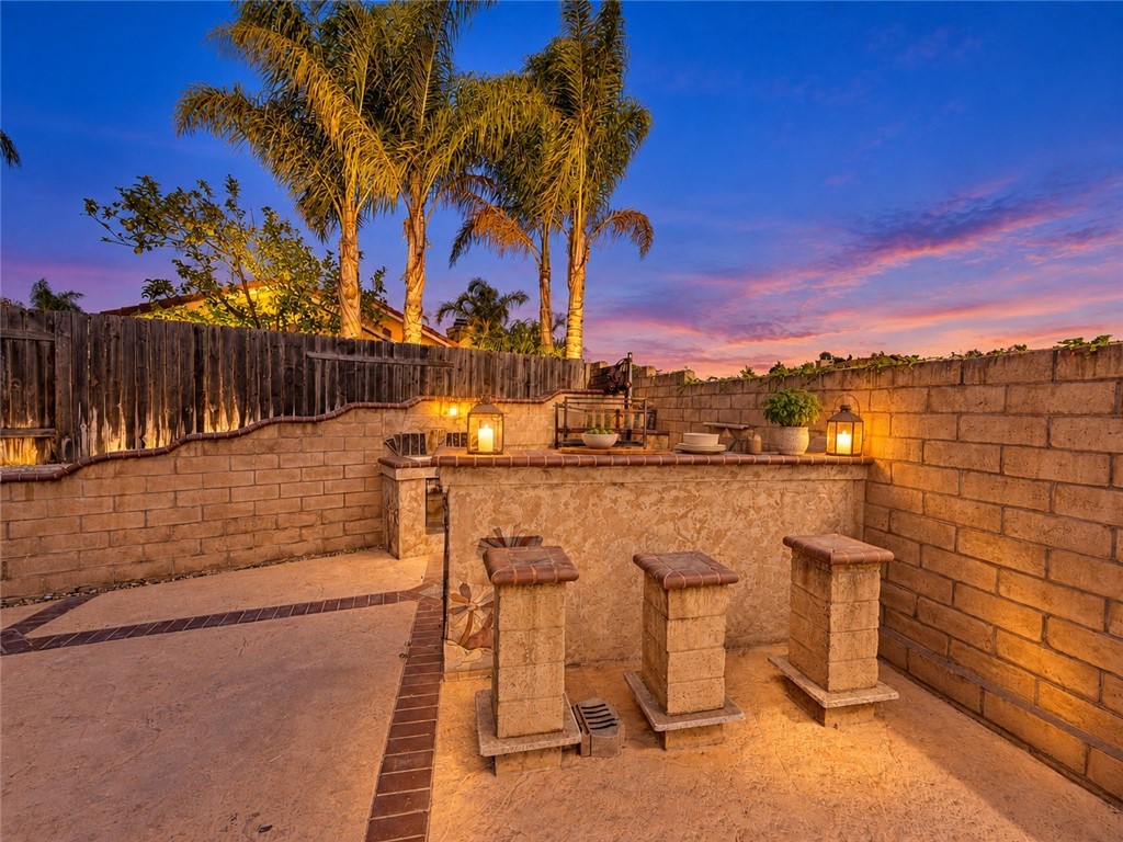 1820 Amy Way Property Photo 17