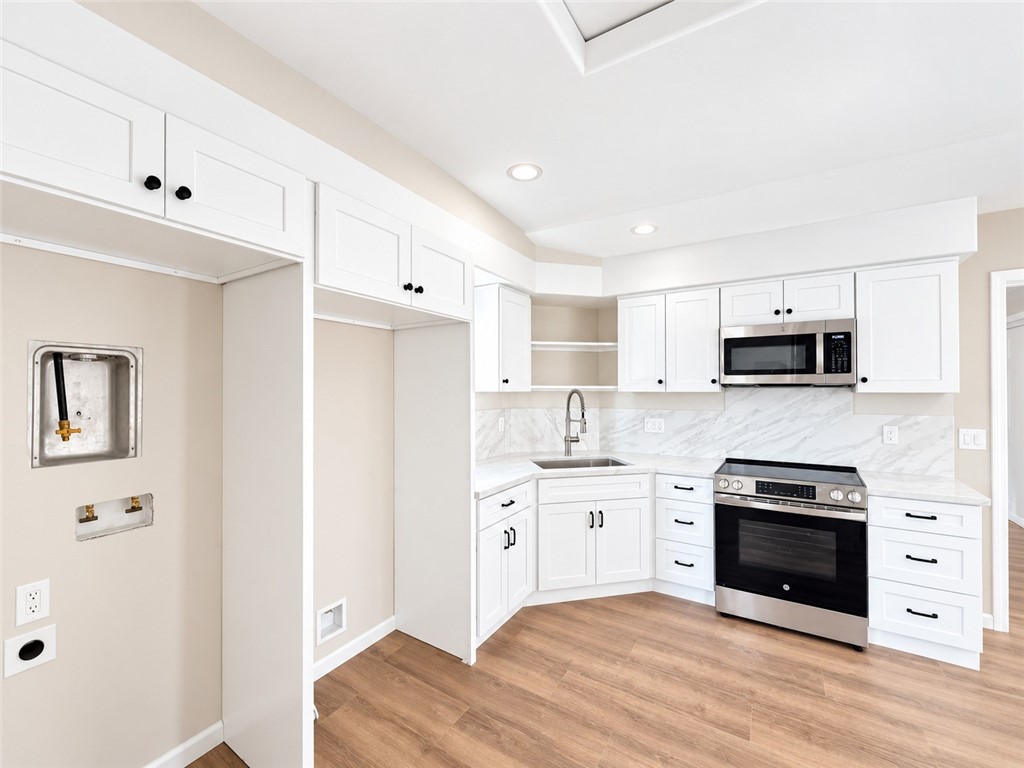 1820 Amy Way Property Photo 32