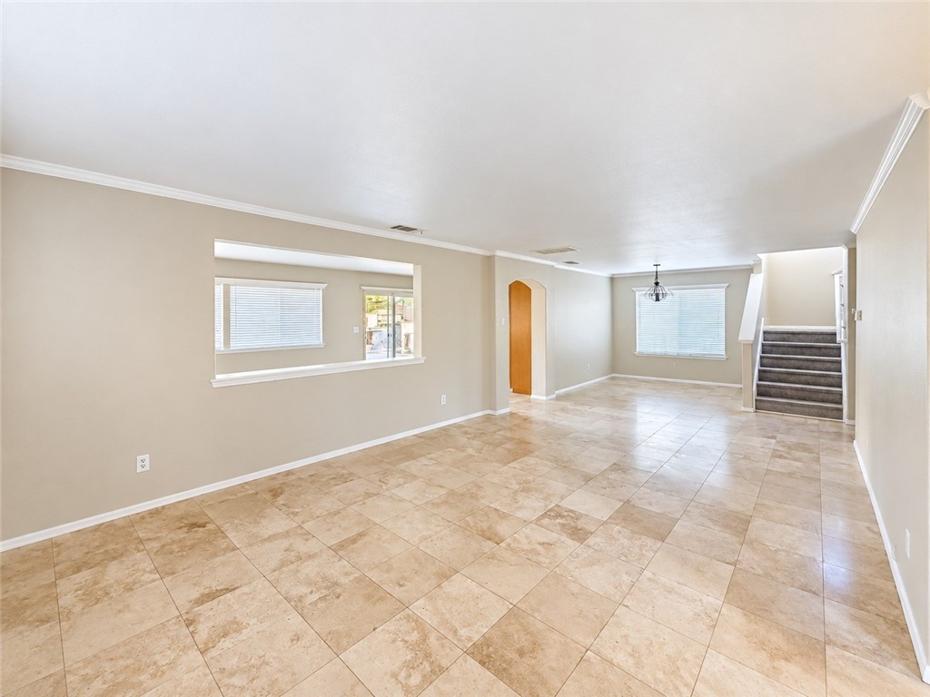 1820 Amy Way Property Photo 38