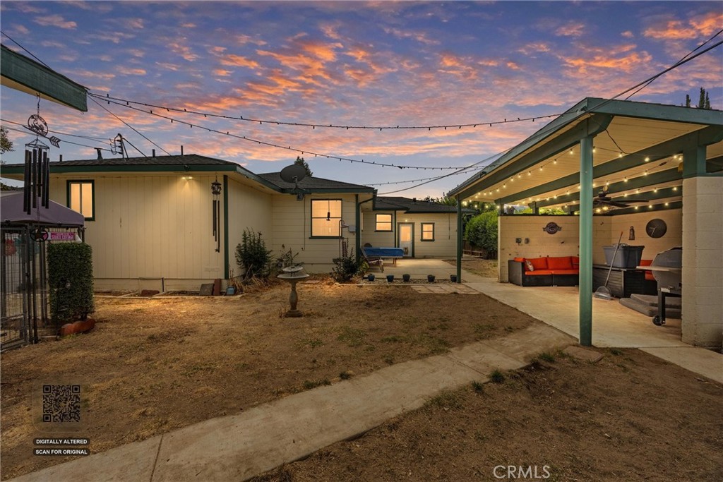 209 W B Street Property Photo 1