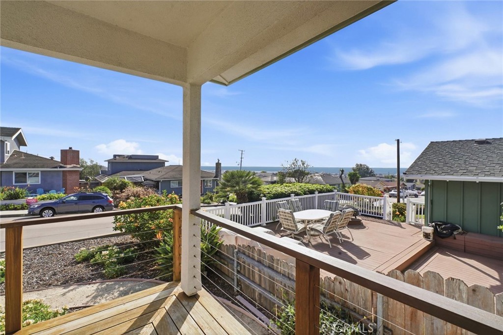 631 Ocean View Property Photo 2