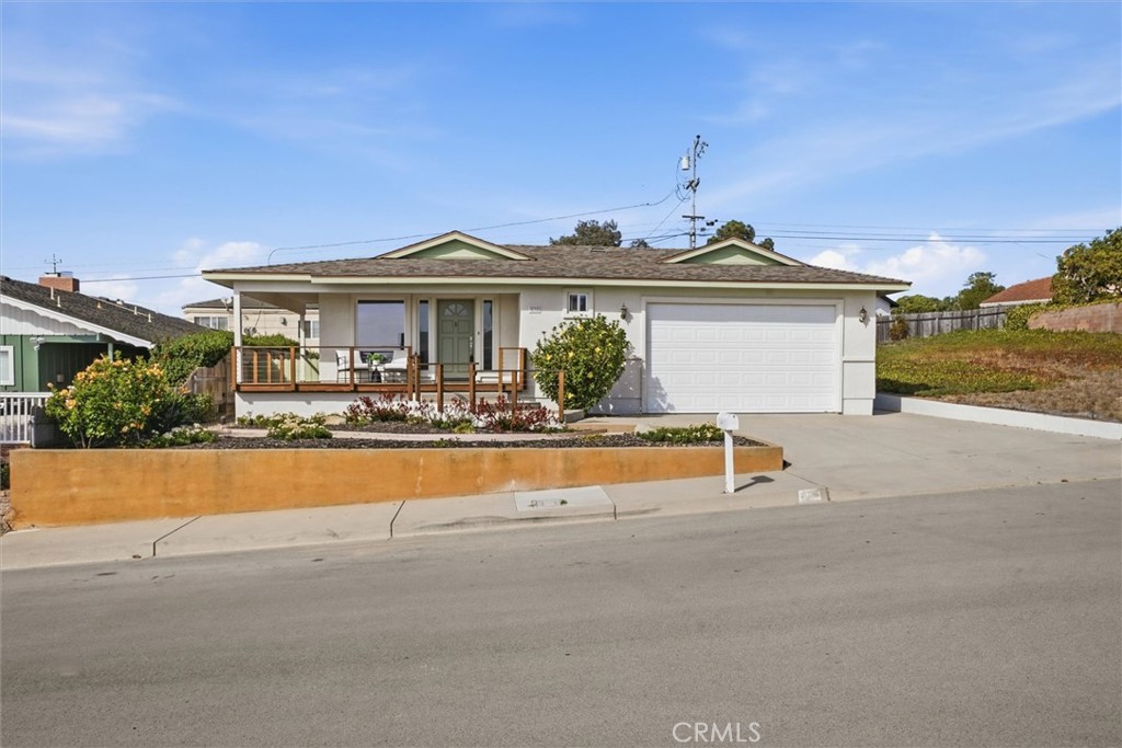 631 Ocean View Property Photo 3
