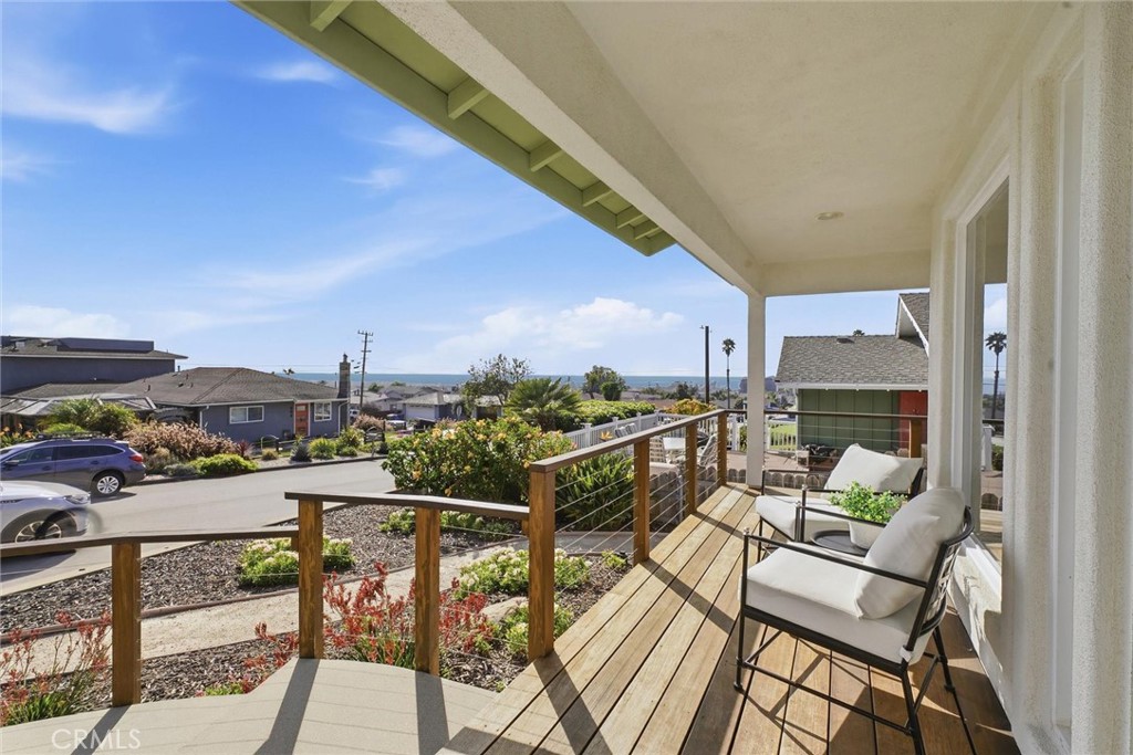 631 Ocean View Property Photo 4