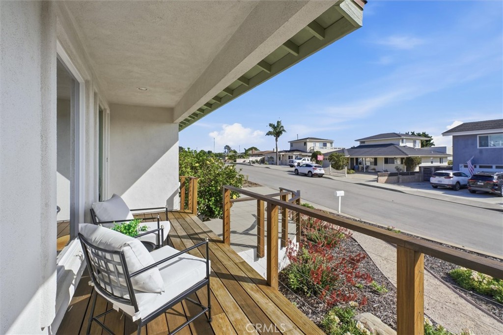 631 Ocean View Property Photo 5