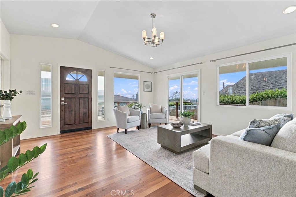 631 Ocean View Property Photo 7