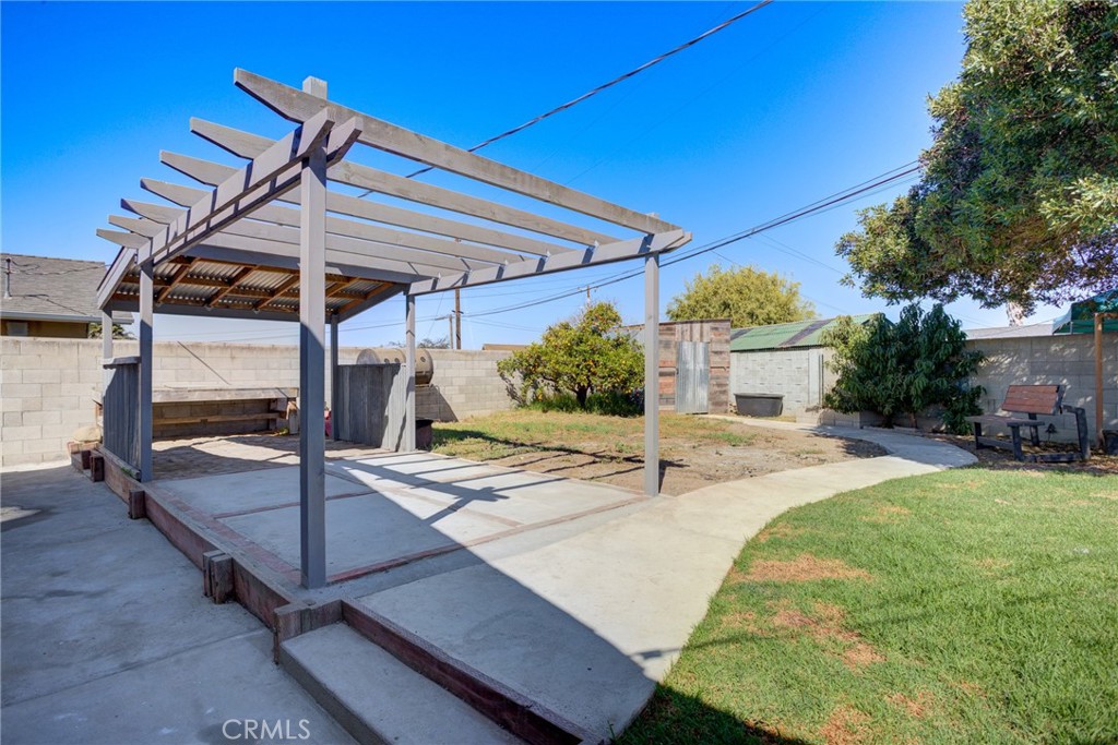2053 Lockwood Property Photo 33