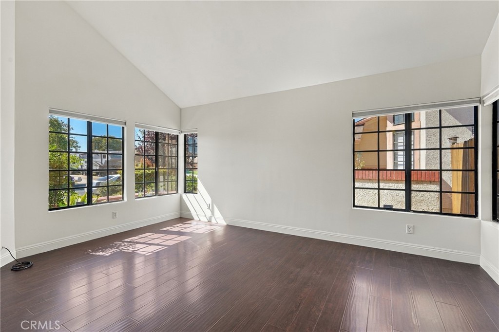 431 Inger Property Photo 3