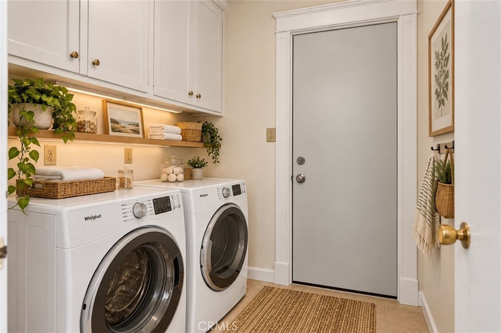 4010 Sirius Property Photo 23