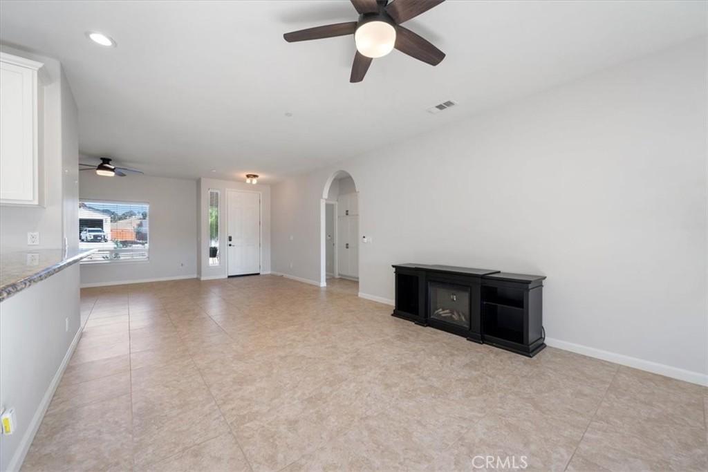 3415 Lakeside Village Drive Property Photo 8