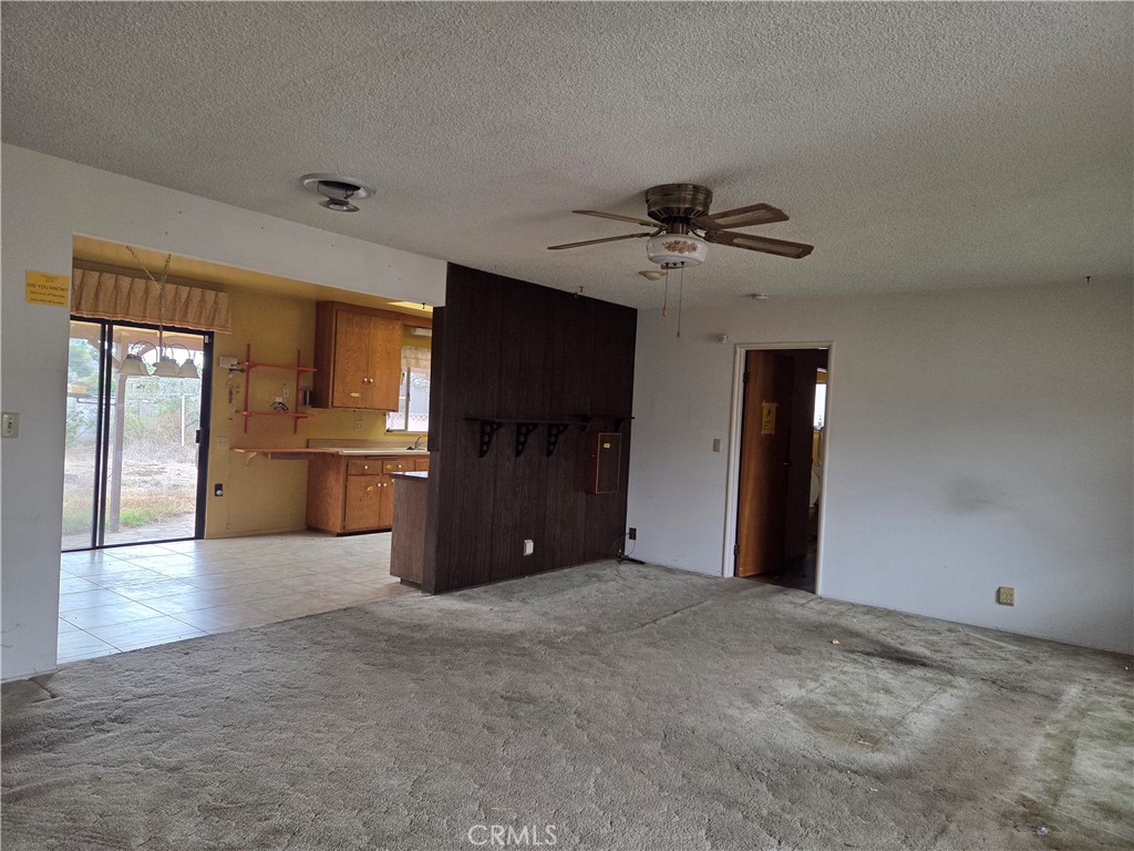 252 Sharry Property Photo 2