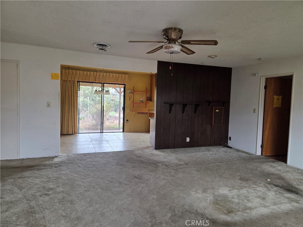 252 Sharry Property Photo 3