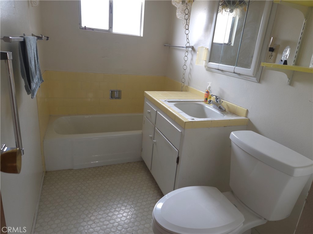 252 Sharry Property Photo 11