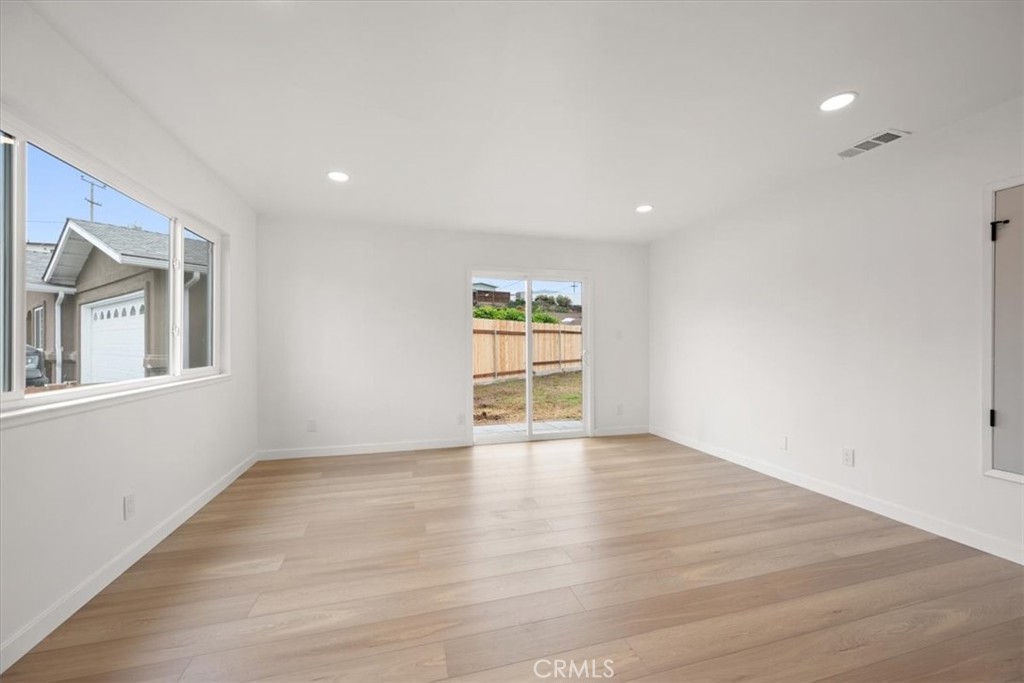 556 Carmella Property Photo 3