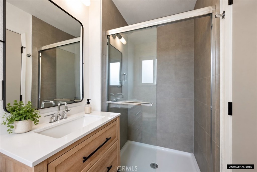 556 Carmella Property Photo 6