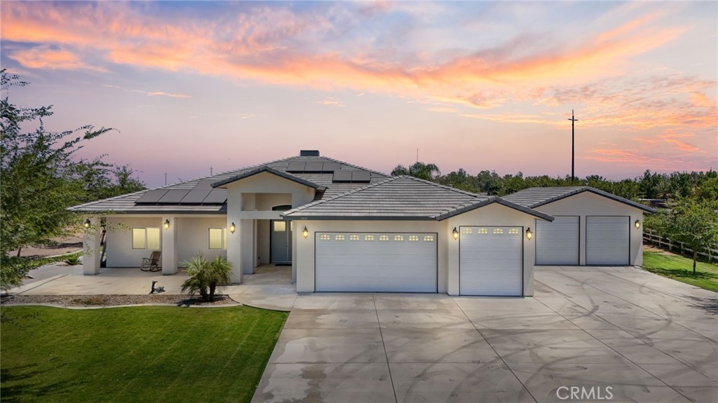 14111 Danbur Property Photo 1