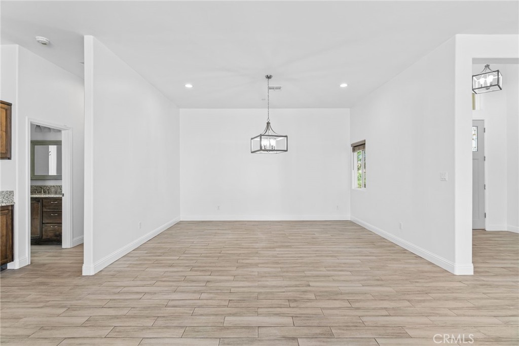 14111 Danbur Property Photo 6