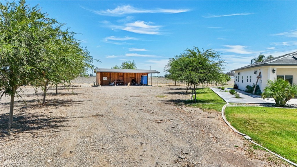 14111 Danbur Property Photo 39