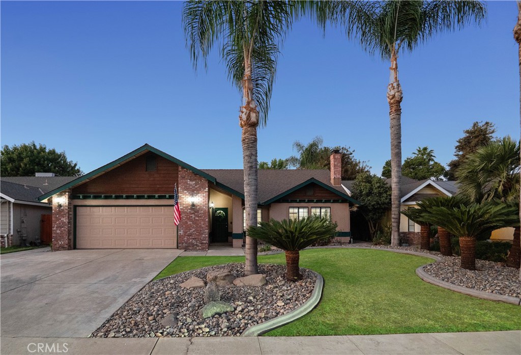 2824 W Hemlock Court Property Photo 1