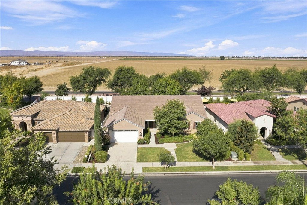 3113 Barrowby Property Photo 1