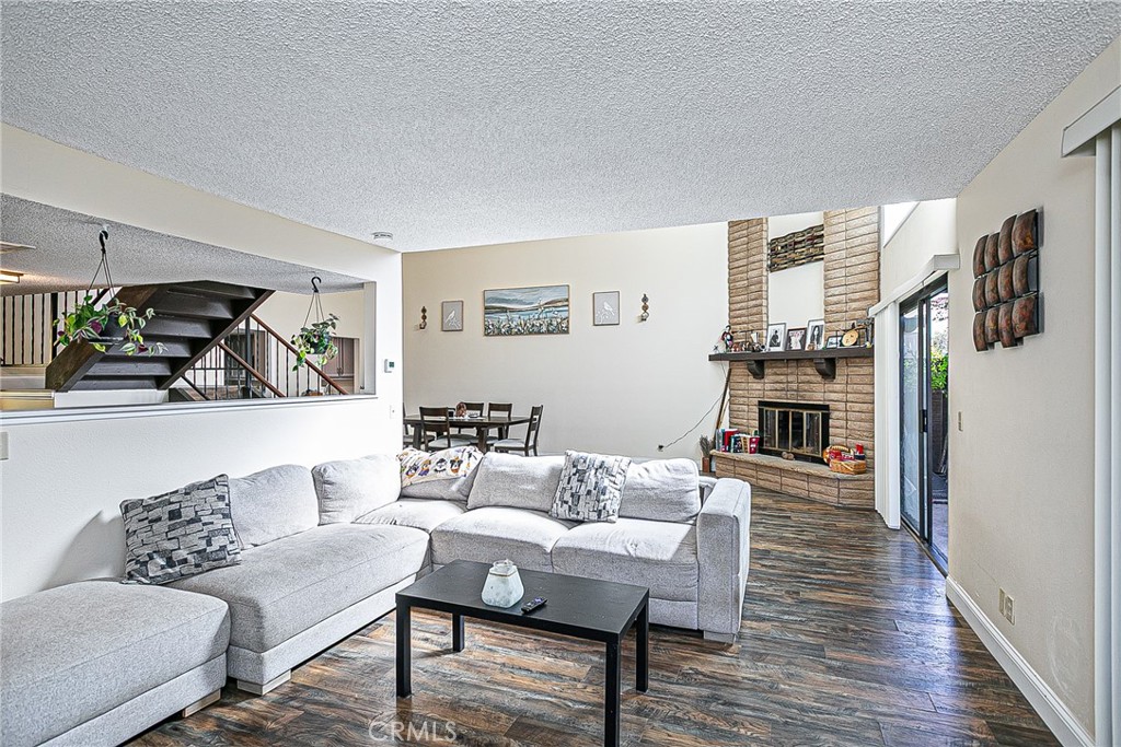 1124 Via Mavis Property Photo 8