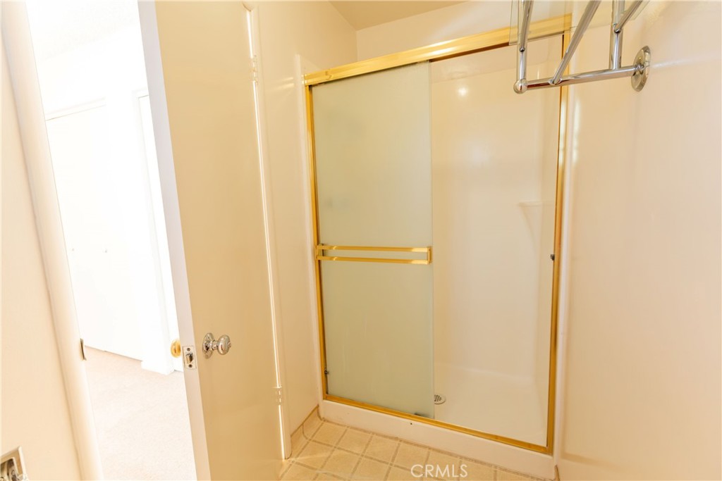 2440 E Howard Property Photo 29