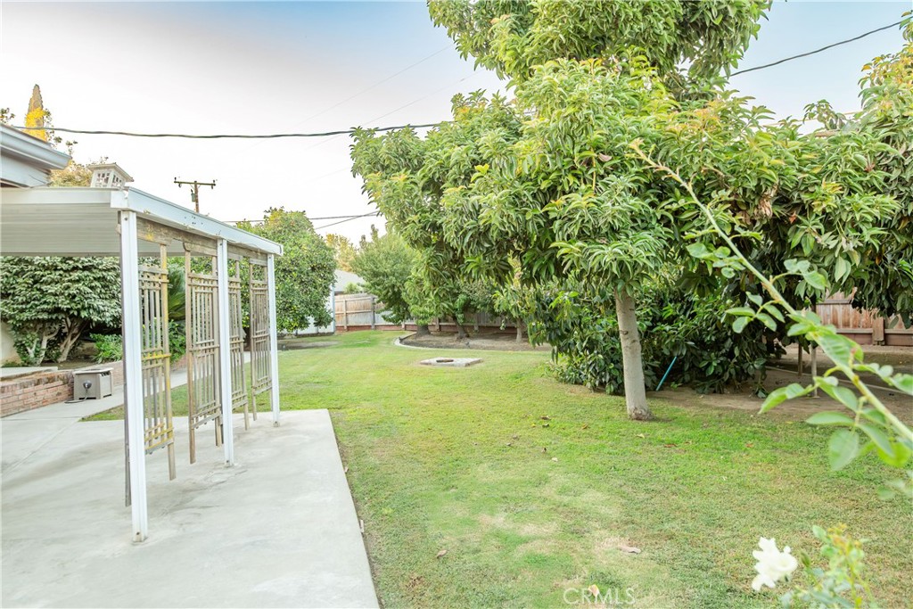 2440 E Howard Property Photo 40