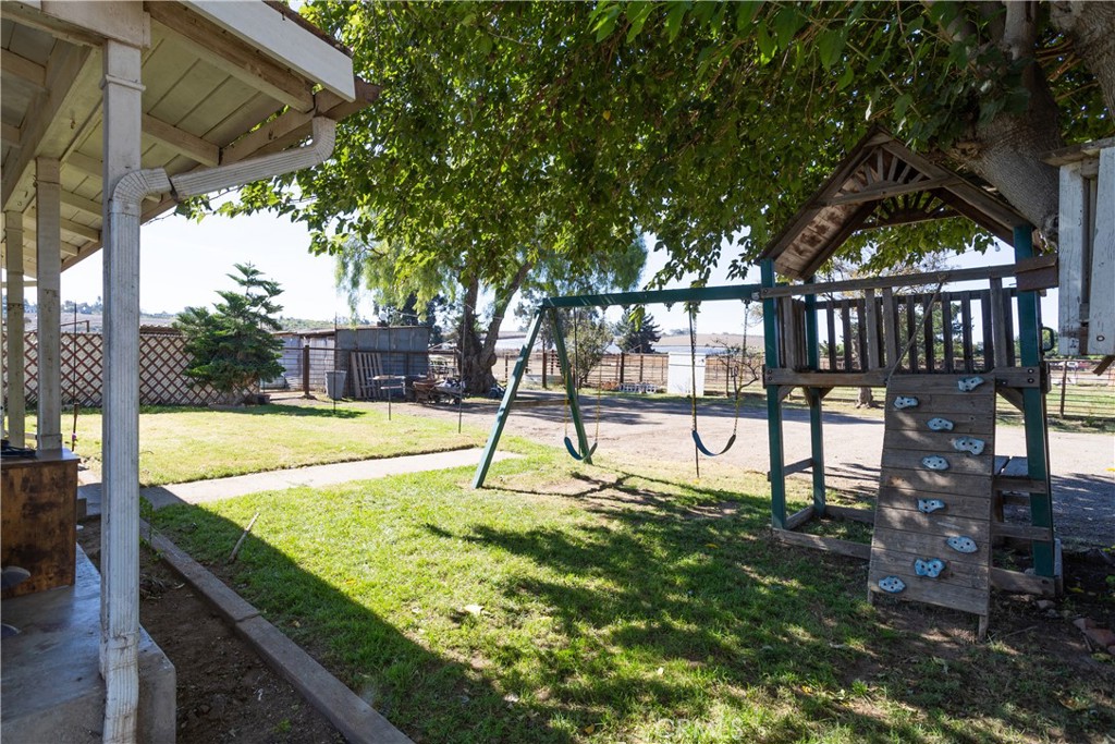 2060 Prell Property Photo 1