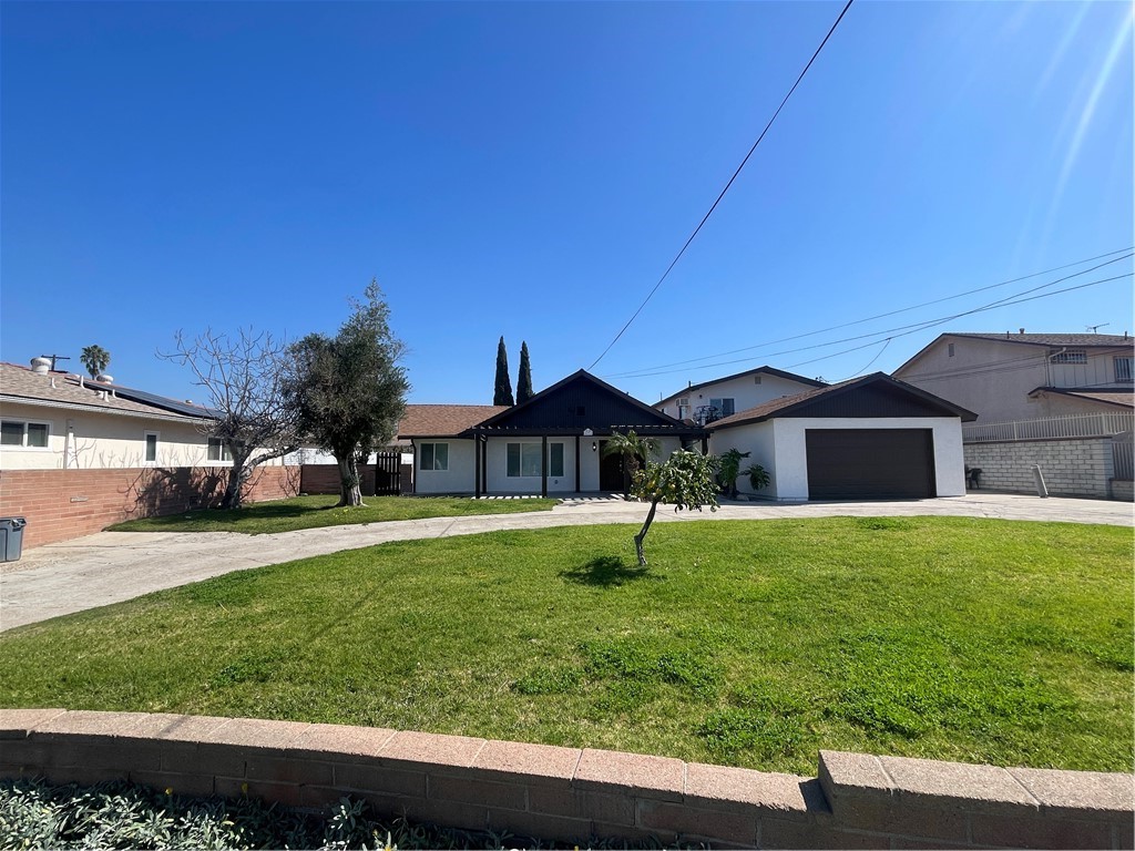 4771 68th Street Property Photo 3