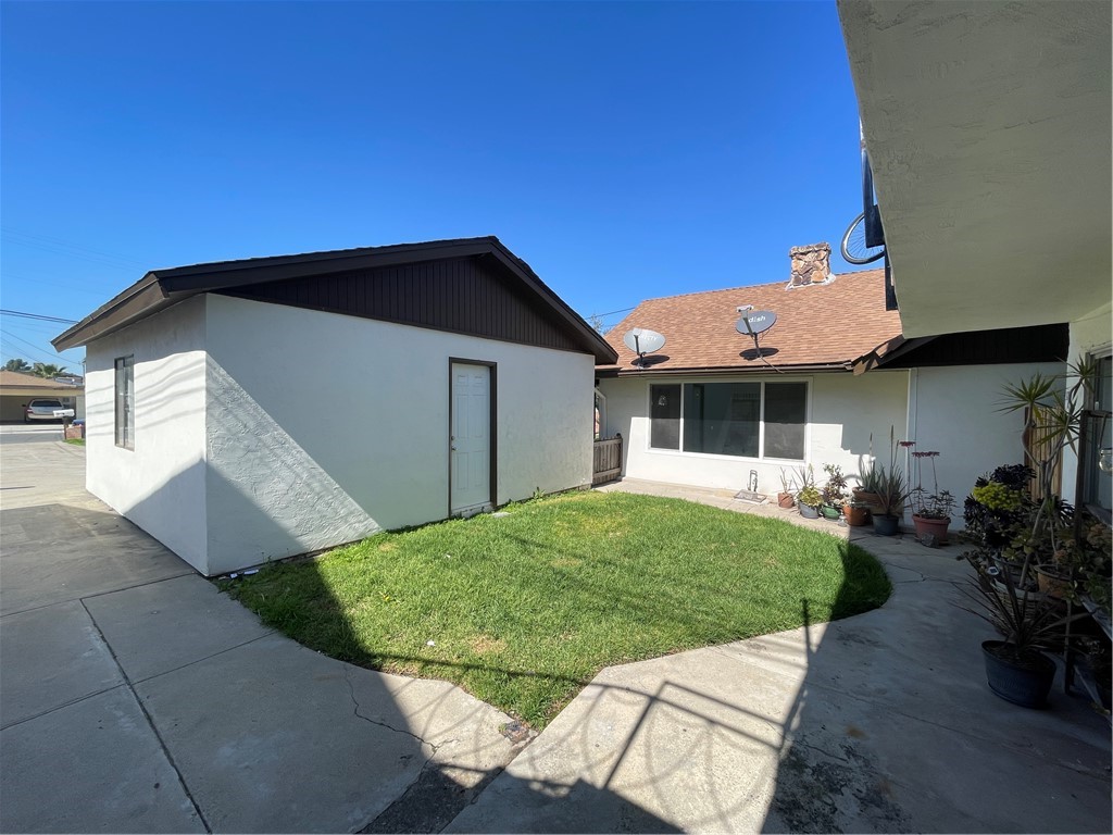 4771 68th Street Property Photo 6
