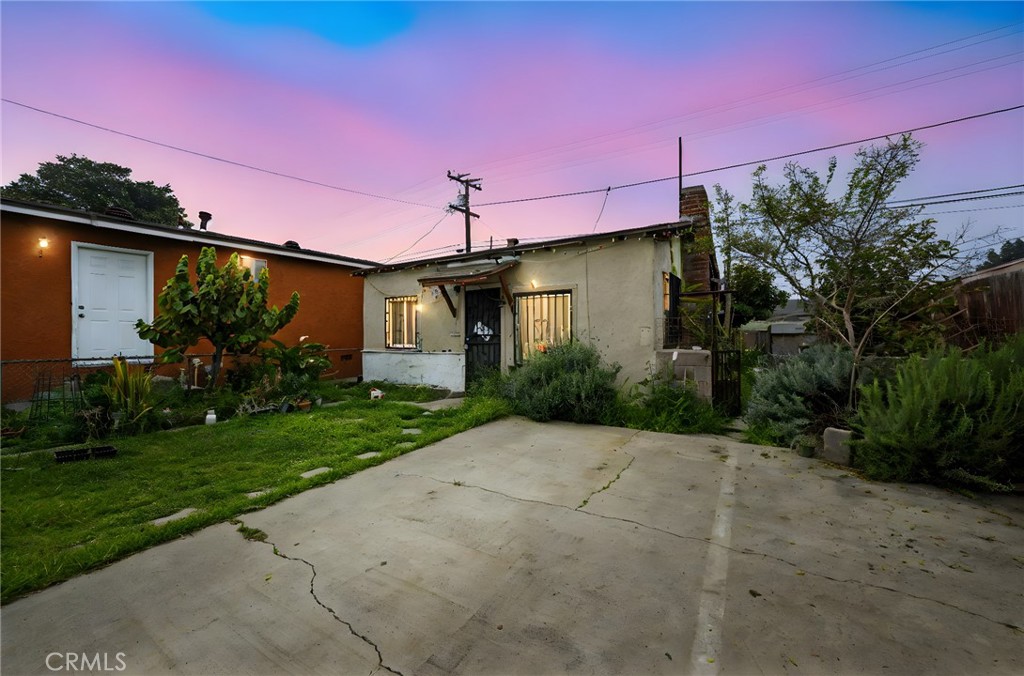 4322 Agnes Avenue Property Photo