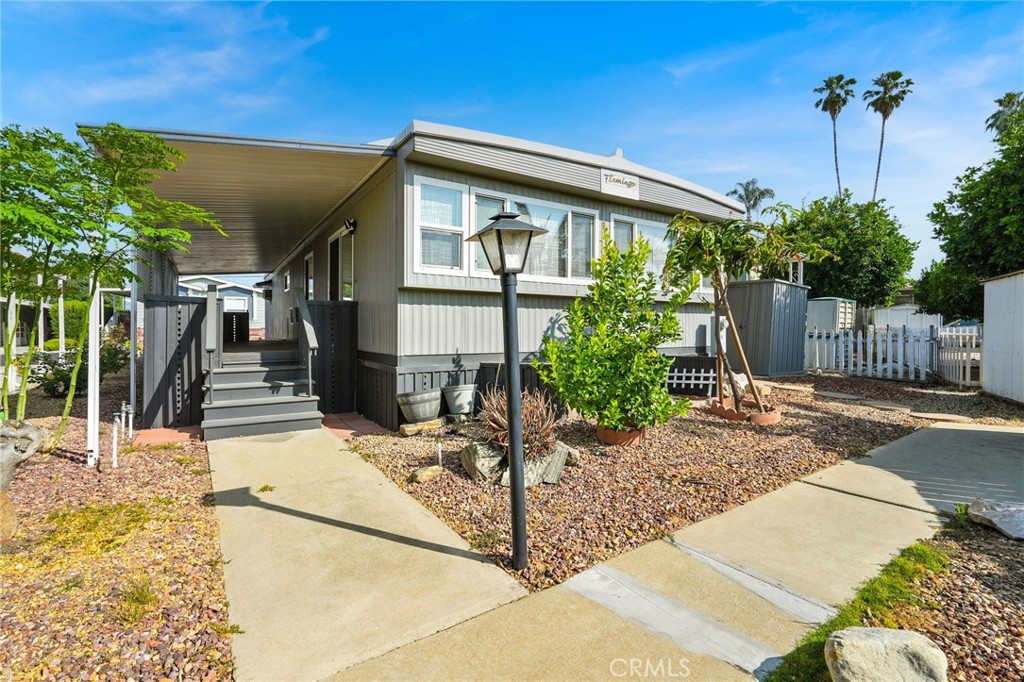 2755 Arrow Highway 19 Property Photo 1