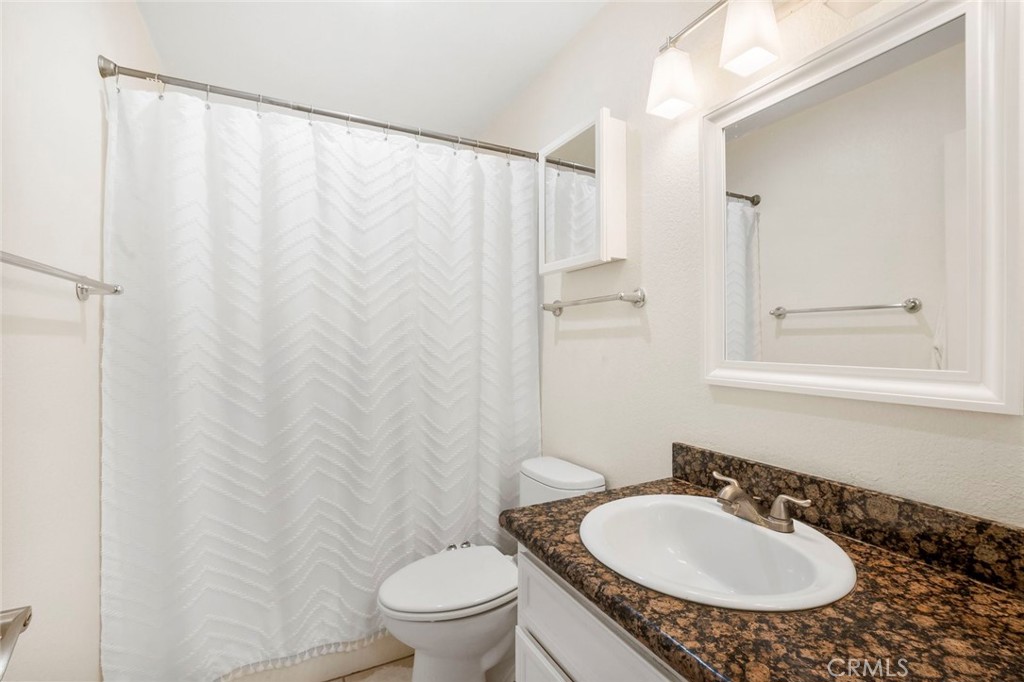 631 7th Street 11 Property Photo 10