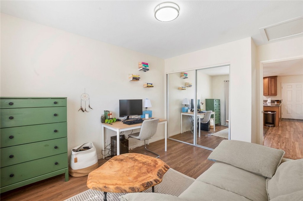 631 7th Street 11 Property Photo 15