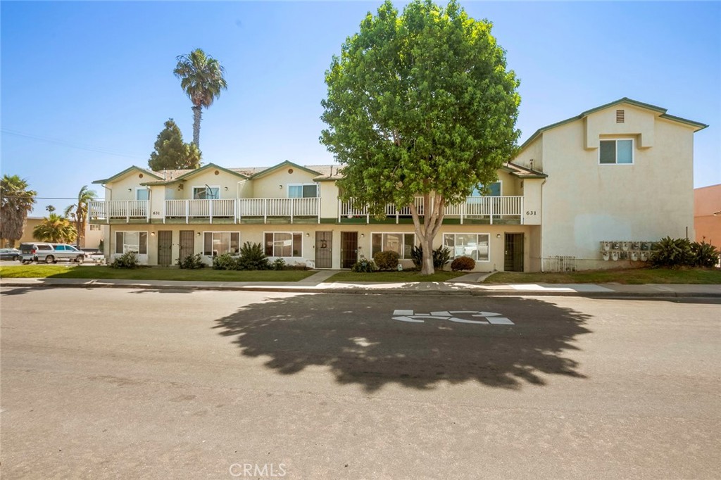 631 7th Street 11 Property Photo 16