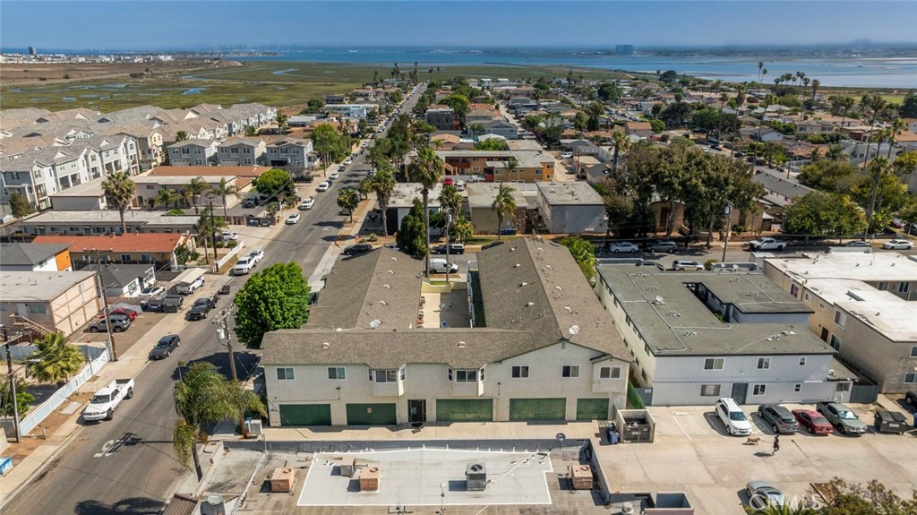 631 7th Street 11 Property Photo 29