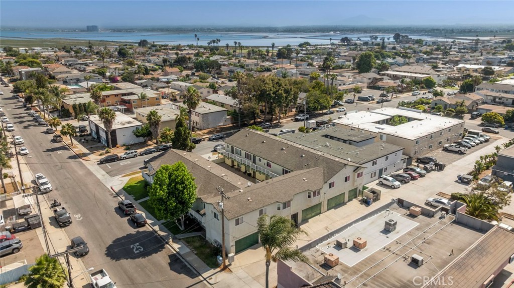 631 7th Street 11 Property Photo 30