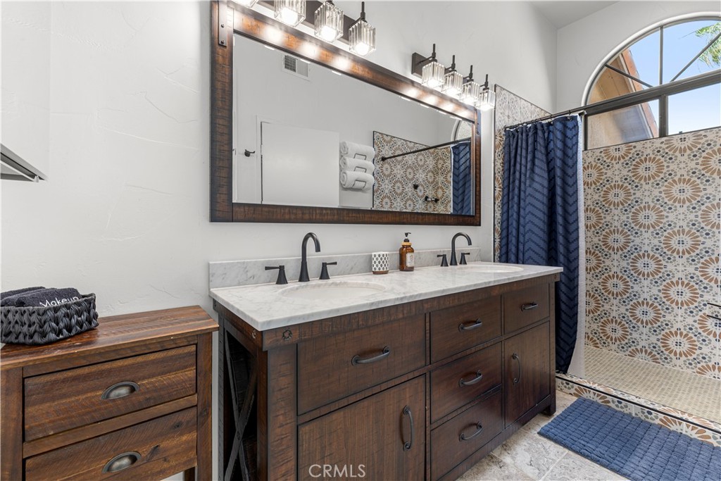 38099 Crocus Lane Property Photo 20