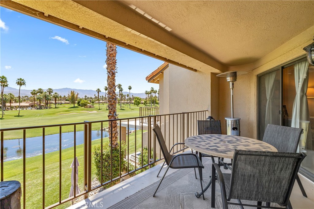 38035 Crocus Lane Property Photo 4