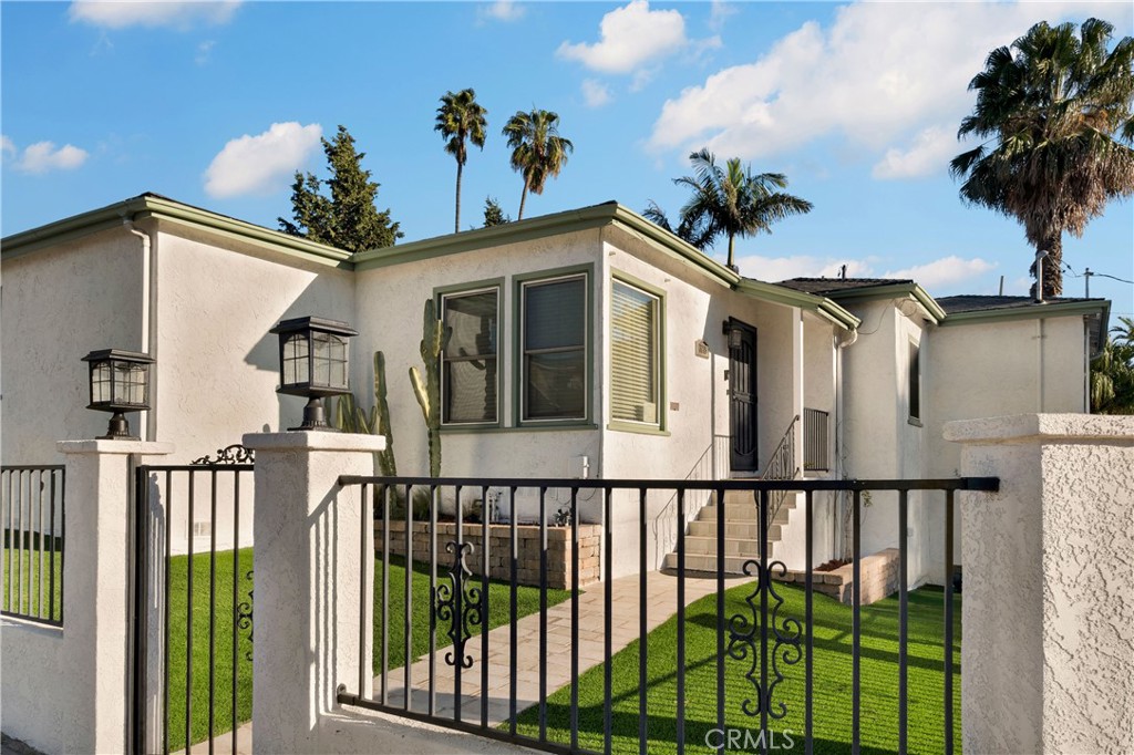 3275 Boundary Property Photo