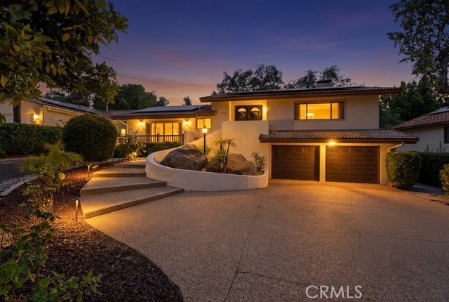 10658 Meadow Glen E Property Photo 1