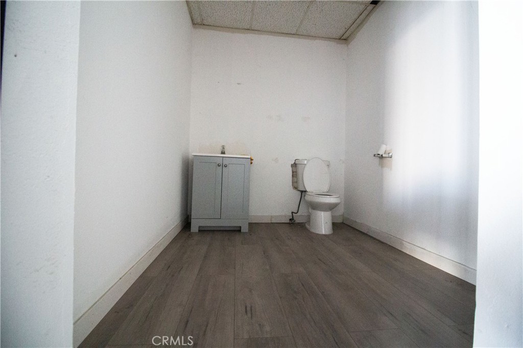 601 N Western Property Photo 10