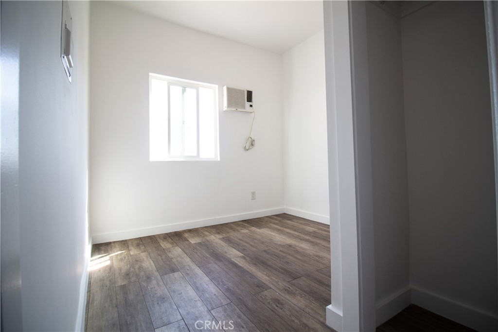 1411 Burlington Avenue 29 Property Photo 2
