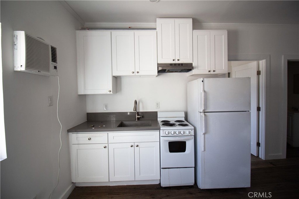 1411 Burlington Avenue 29 Property Photo 3