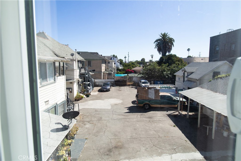 1411 Burlington Avenue 29 Property Photo 6