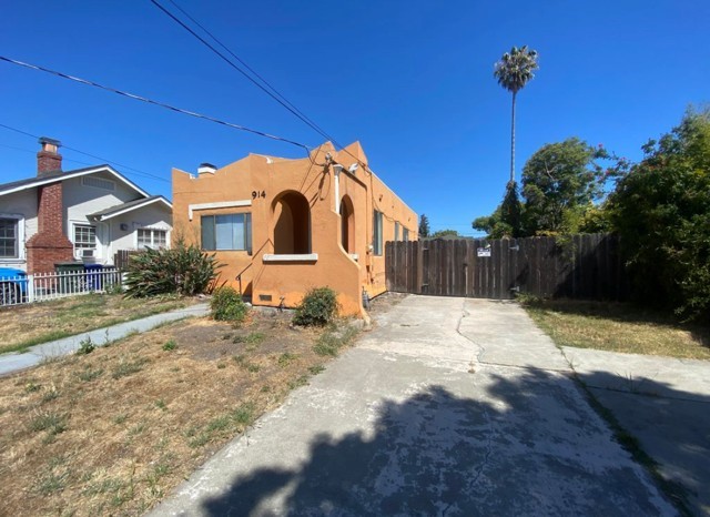 914 Alice Property Photo 1