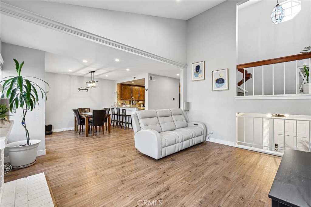 1524 Apache Drive C Property Photo 5