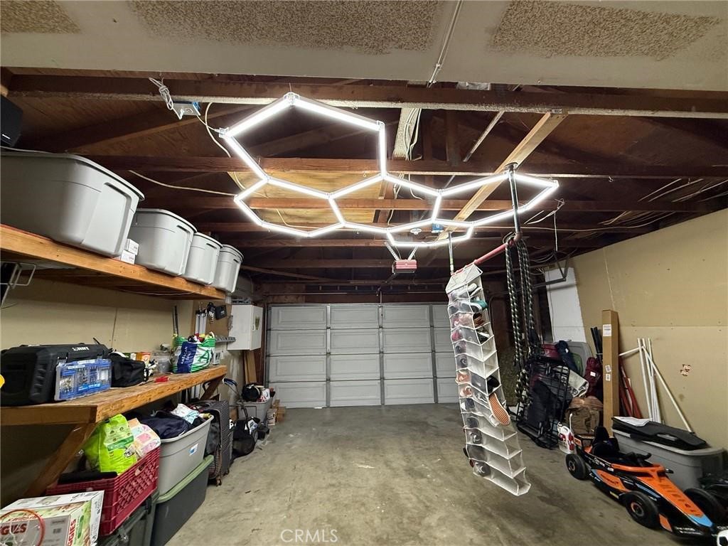 1458 Kent Property Photo 33