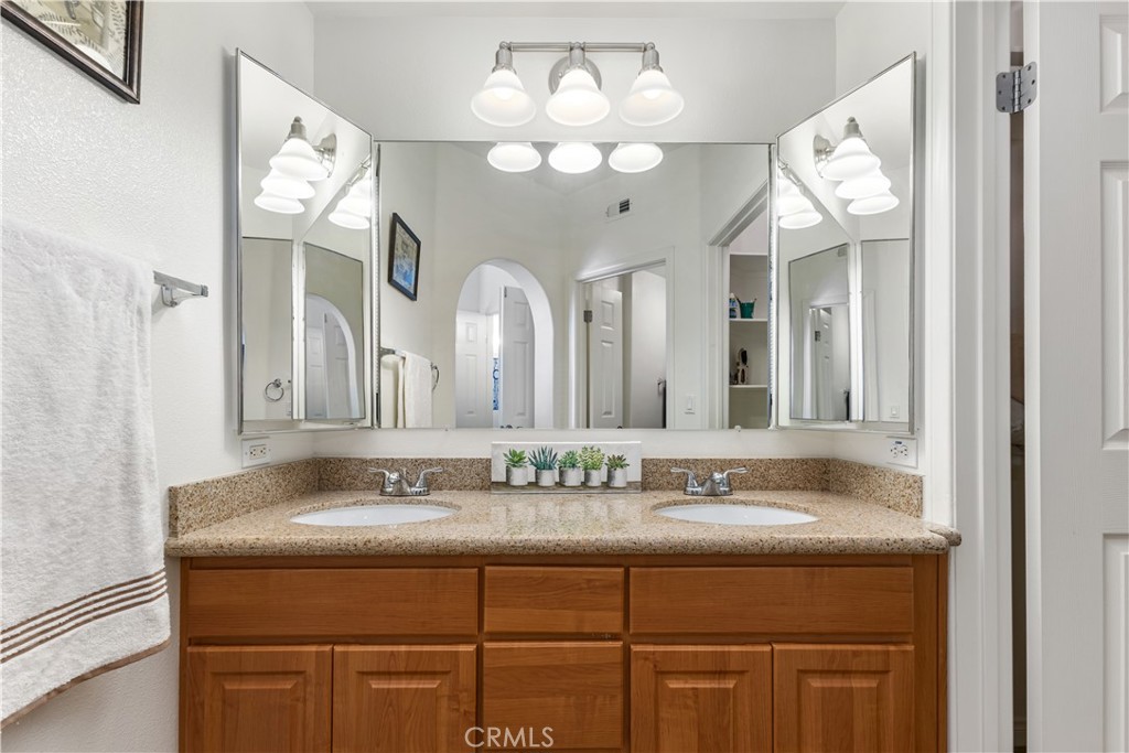 2716 Lake Pointe Drive 226 Property Photo 21