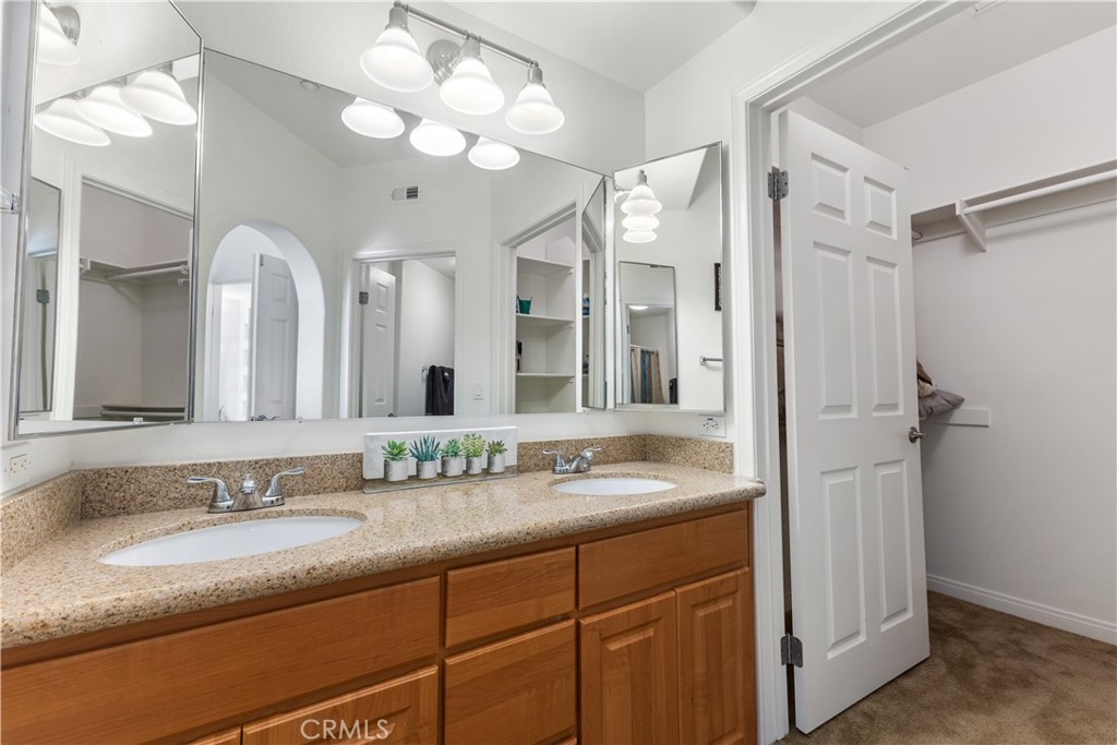2716 Lake Pointe Drive 226 Property Photo 22